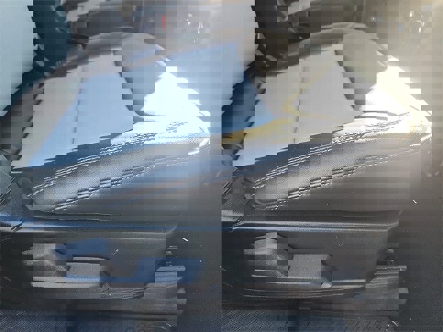 Certified 2023 Ford Explorer XLT w/ Equipment Group 202A image 31