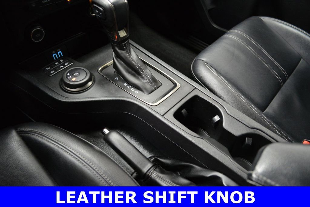 Certified 2019 Ford Ranger Lariat w/ Black Appearance Package image 22