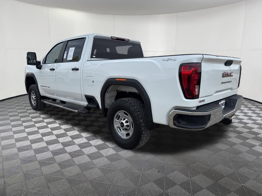Used 2024 GMC Sierra 2500 Pro w/ Convenience Package image 3