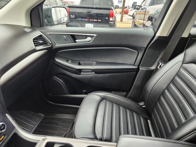 Certified 2024 Ford Edge SEL w/ Convenience Package AWD/4WD image 15