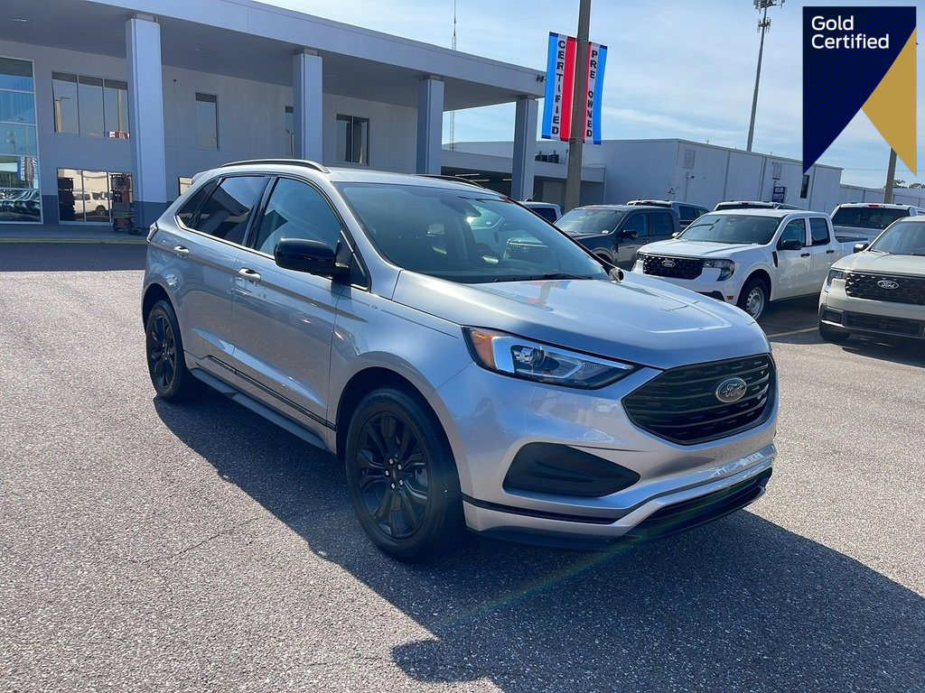 Certified 2024 Ford Edge SE w/ Black Appearance Package