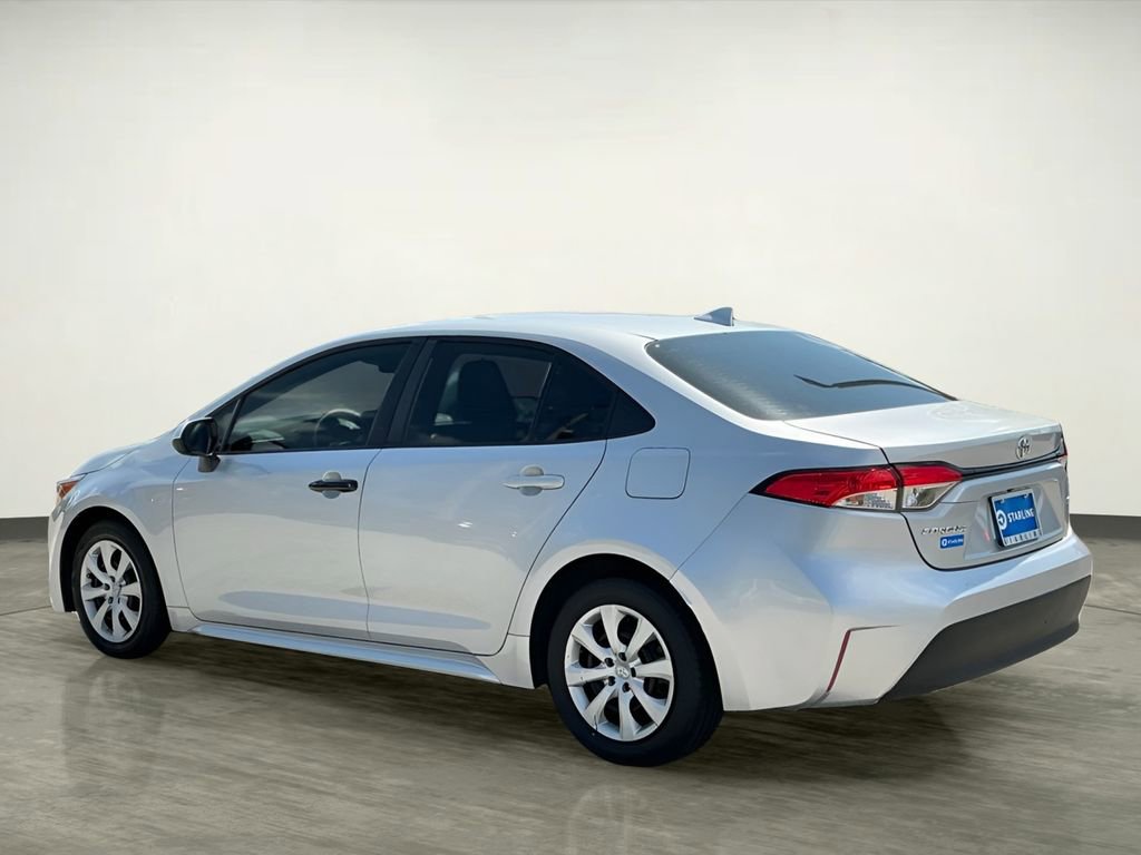 Used 2023 Toyota Corolla LE image 4