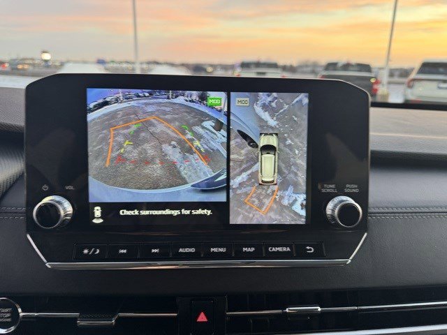 Used 2024 Mitsubishi Outlander SE image 17