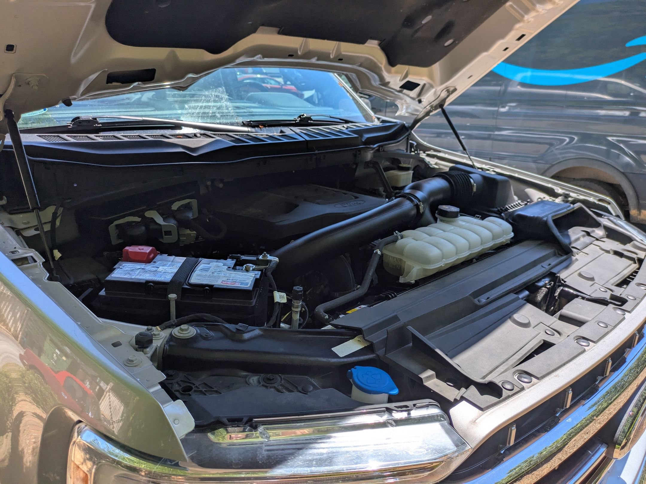 Certified 2022 Ford F150 Lariat w/ Max Trailer Tow Package AWD/4WD image 42