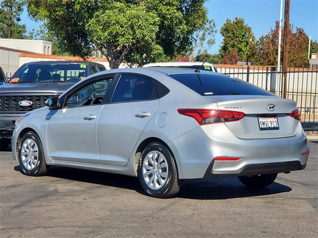 Used 2020 Hyundai Accent SE image 2