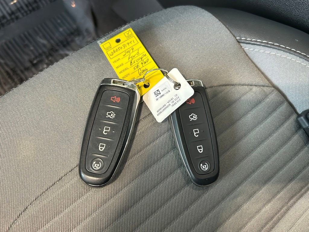 Certified 2019 Ford Escape SE AWD/4WD image 43