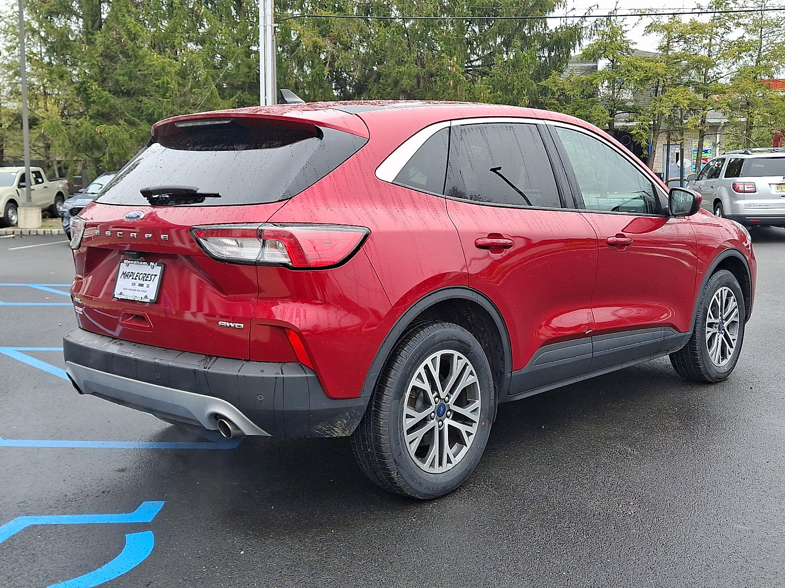 Certified 2022 Ford Escape SEL w/ Technology Package AWD/4WD image 6