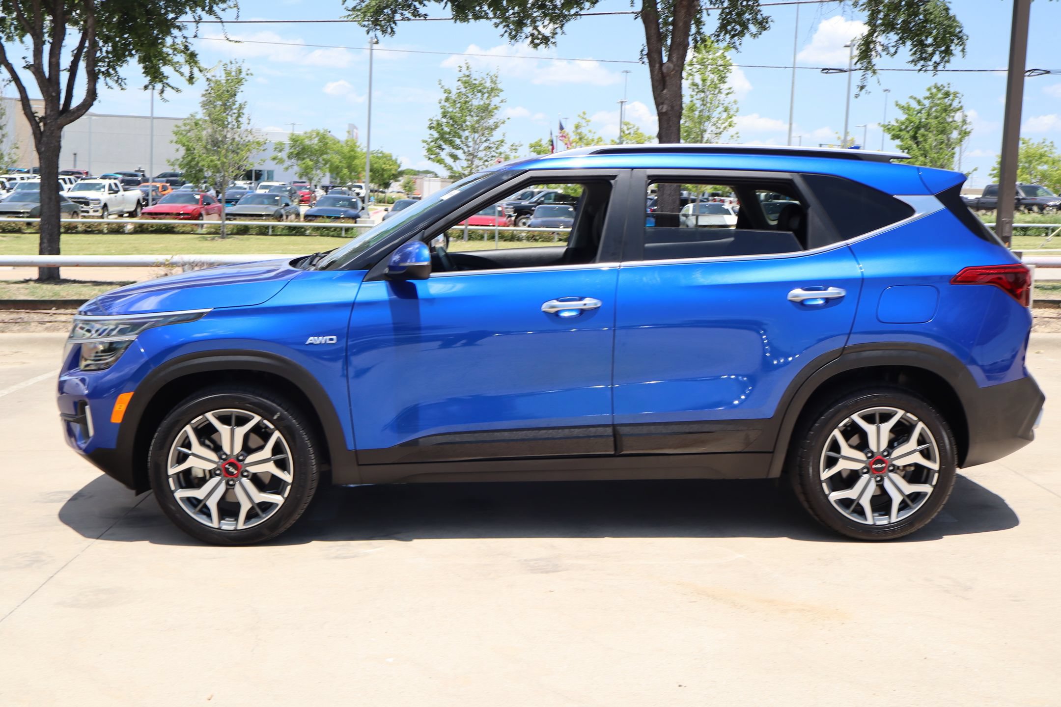 Used 2023 Kia Seltos SX AWD/4WD image 7