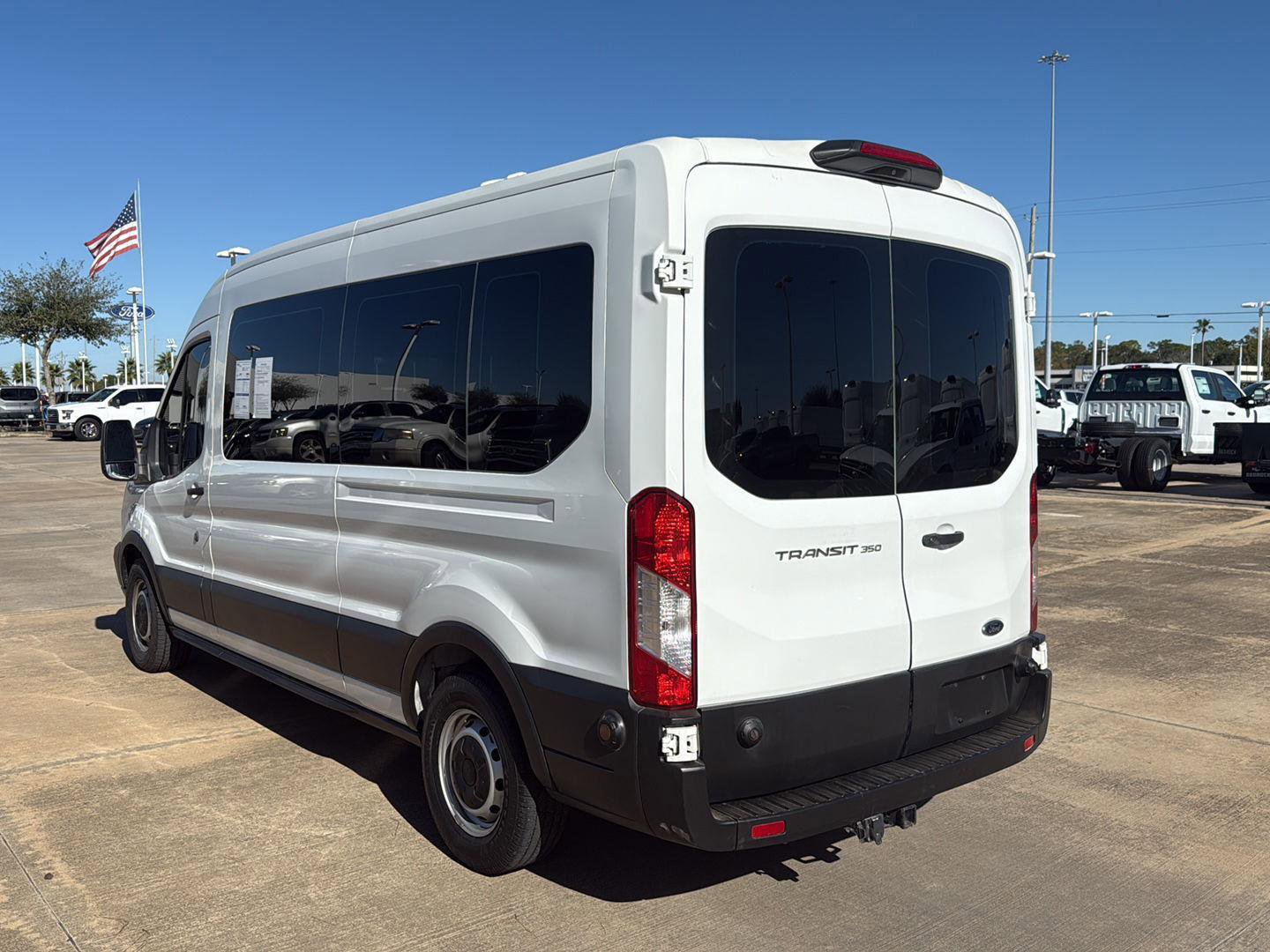 Certified 2019 Ford Transit 350 XL image 5
