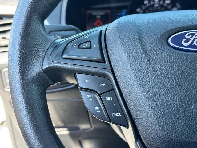 Certified 2022 Ford Edge SE w/ Black Appearance Package AWD/4WD image 18