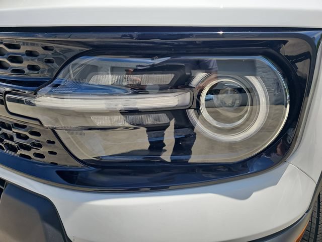 Certified 2025 Ford Bronco Sport Outer Banks w/ Outer Banks Tech Package+ AWD/4WD image 30