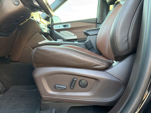 Certified 2022 Ford Explorer King Ranch w/ Class IV Trailer Tow Package AWD/4WD image 13