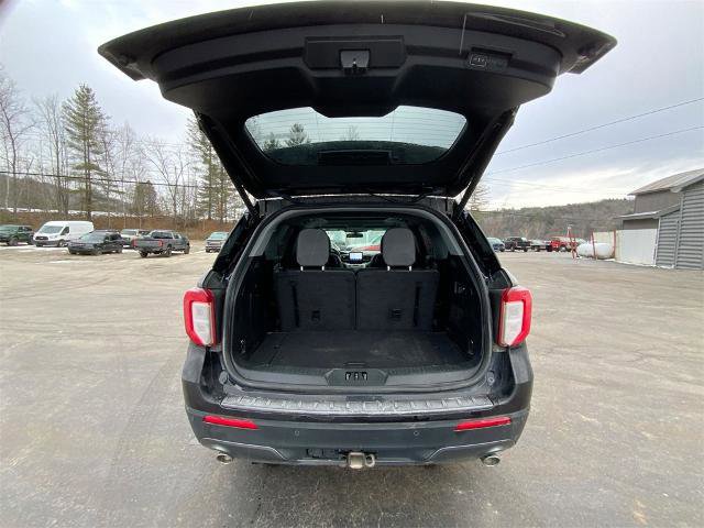 Certified 2023 Ford Explorer XLT w/ Equipment Group 202A image 25