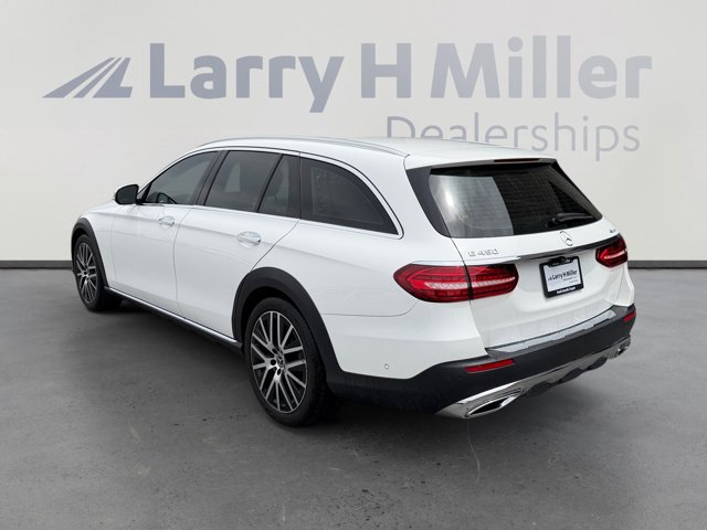 Used 2022 Mercedes-Benz E 450 4MATIC All-Terrain Wagon image 3