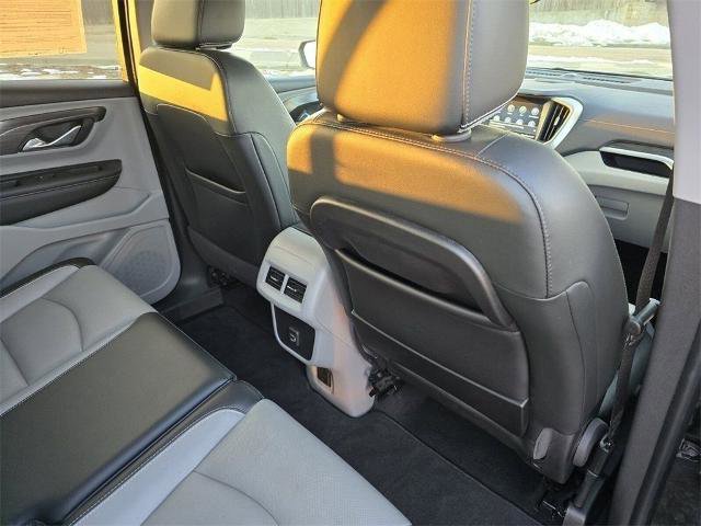 Used 2022 GMC Terrain SLT w/ Infotainment Package II image 15