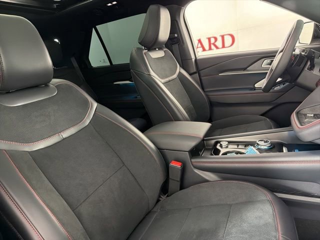 Certified 2025 Ford Explorer ST w/ Sun And Sound Package image 16