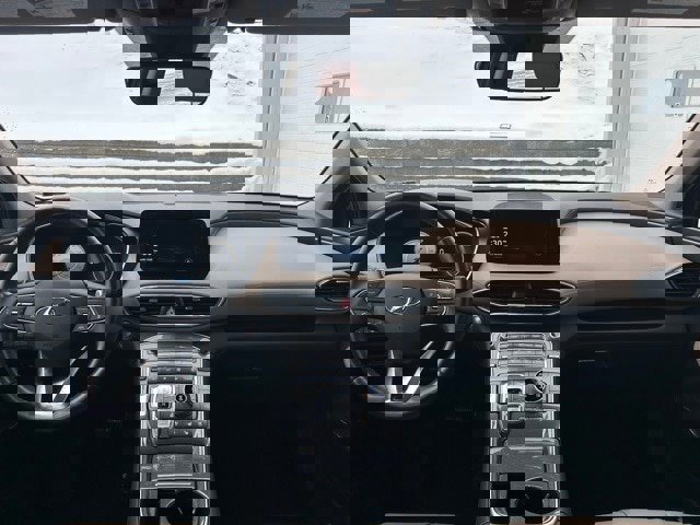 Used 2022 Hyundai Santa Fe Limited image 10