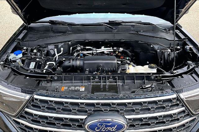 Certified 2024 Ford Explorer XLT w/ Equipment Group 202A AWD/4WD image 10