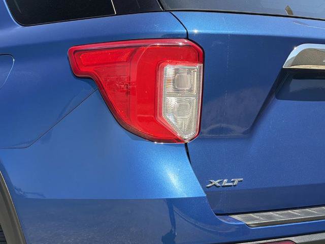 Certified 2021 Ford Explorer XLT RWD image 8