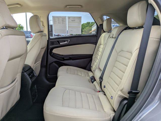 Certified 2024 Ford Edge SEL w/ Convenience Package AWD/4WD image 14