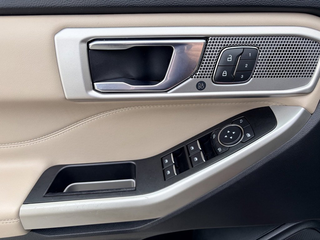 Certified 2020 Ford Explorer Limited w/ Class III Trailer Tow Package image 20