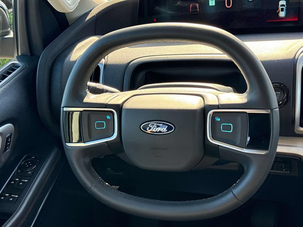 Certified 2025 Ford Expedition Active RWD image 13
