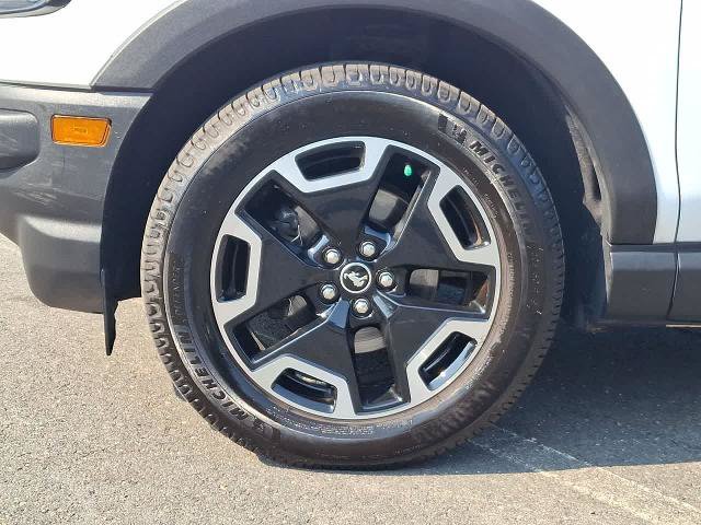 Certified 2023 Ford Bronco Sport Outer Banks w/ Tech Package AWD/4WD image 29