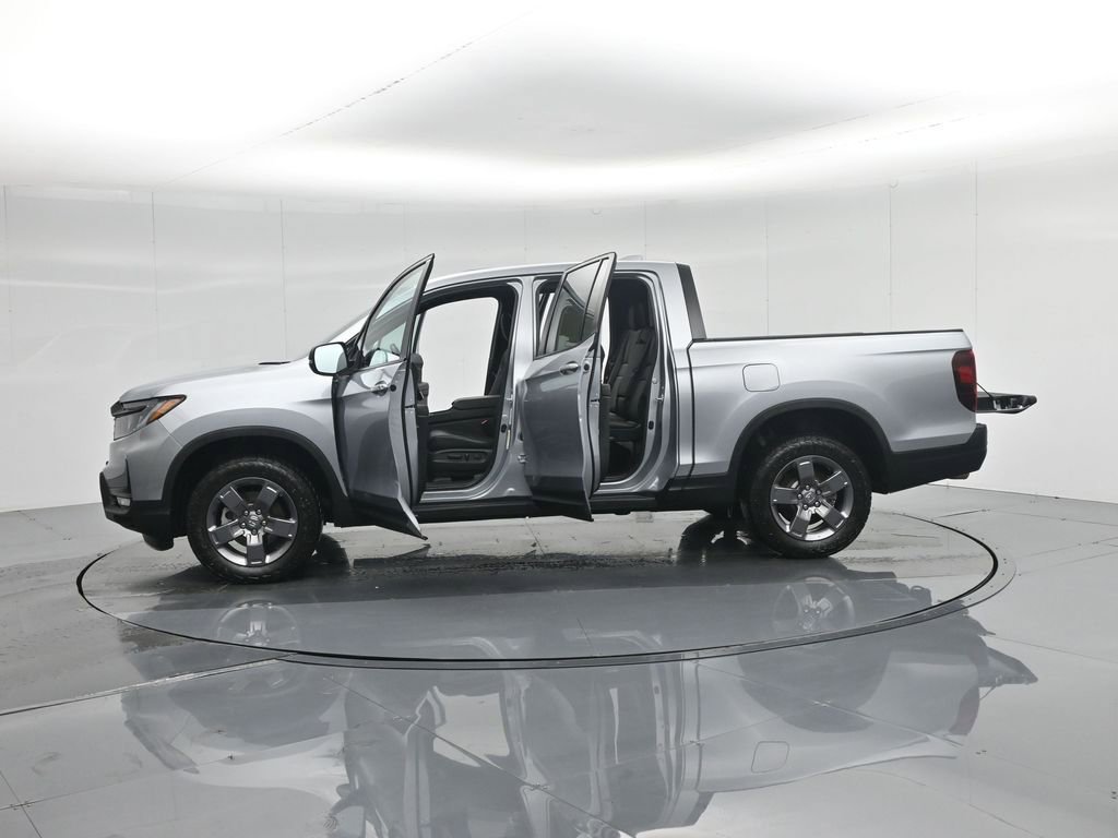 Used 2024 Honda Ridgeline TrailSport image 42