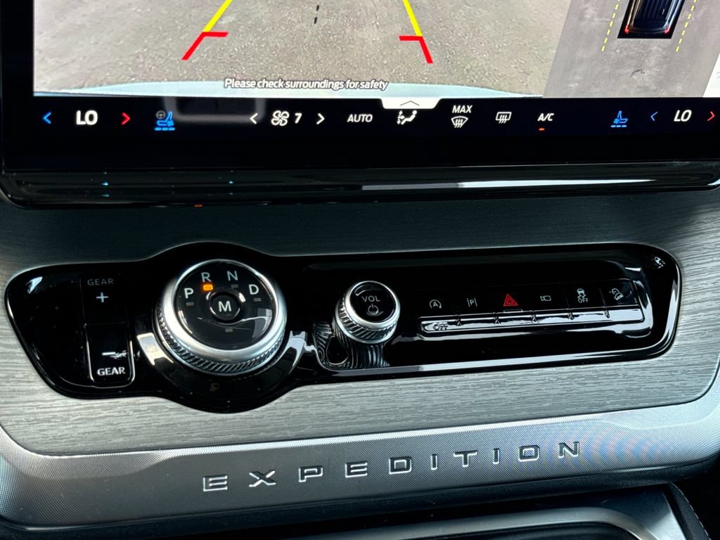 Certified 2025 Ford Expedition Max Platinum AWD/4WD image 27