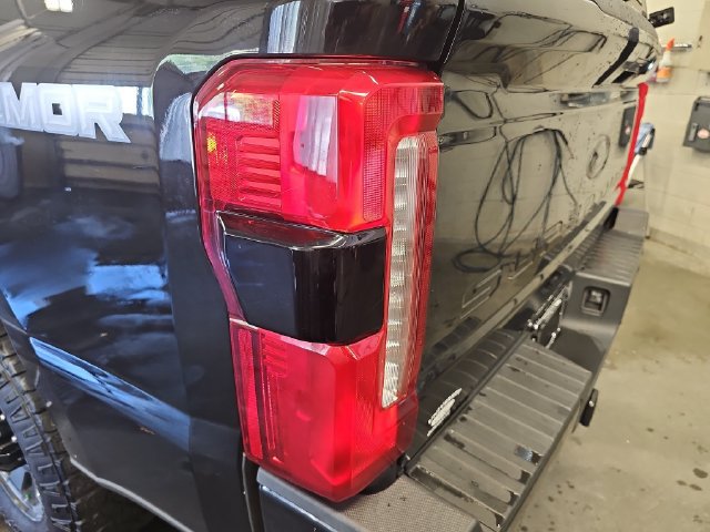 Certified 2024 Ford F250 Lariat w/ Lariat Ultimate Package AWD/4WD image 33