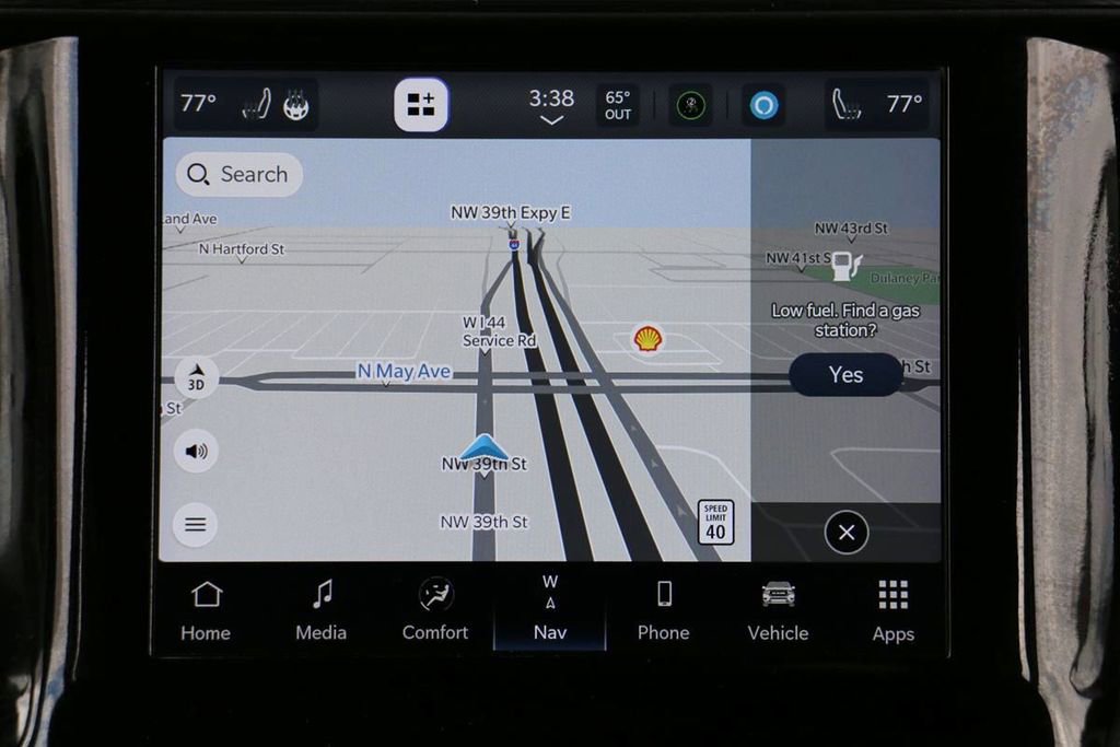 Used 2024 RAM 1500 Laramie image 28