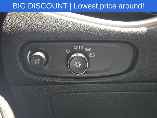 Used 2023 Chevrolet Malibu LT FWD image 25
