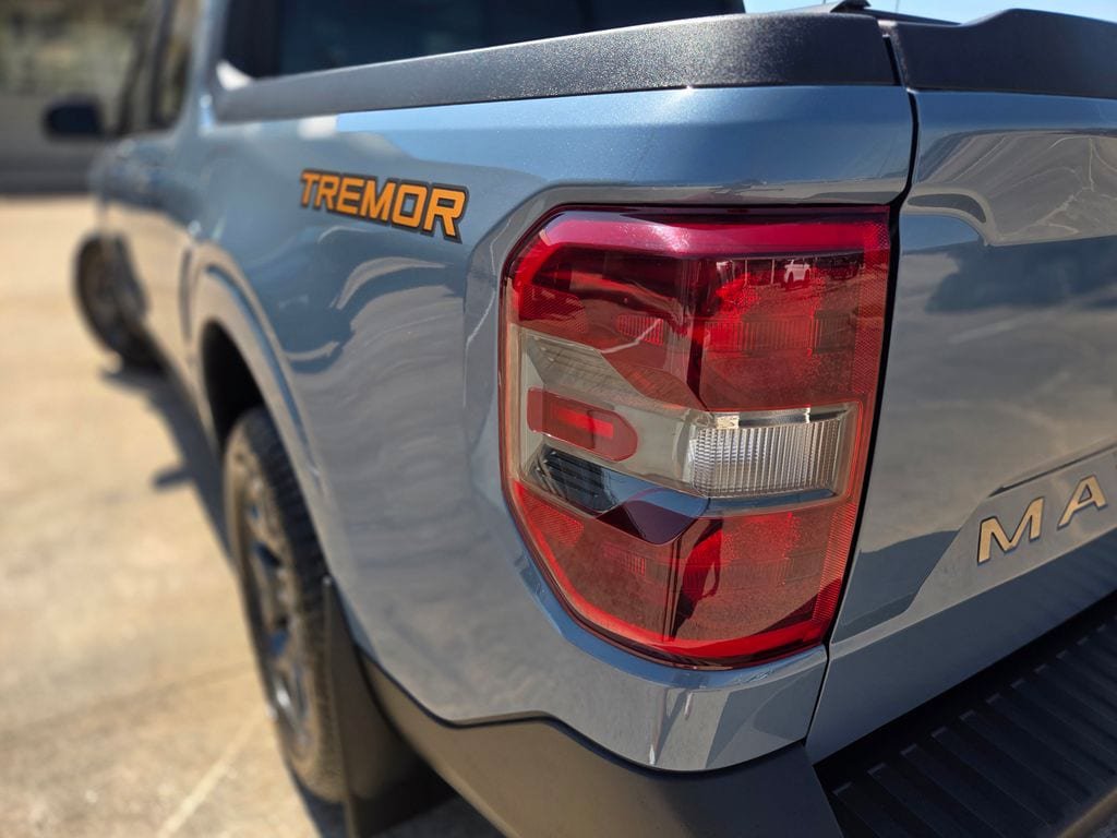 Certified 2024 Ford Maverick Tremor w/ Tremor Off-Road Package AWD/4WD image 34