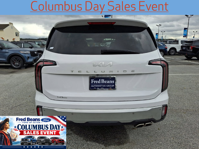 Used 2024 Kia Telluride EX w/ EX Captain's Chair Package FWD image 9