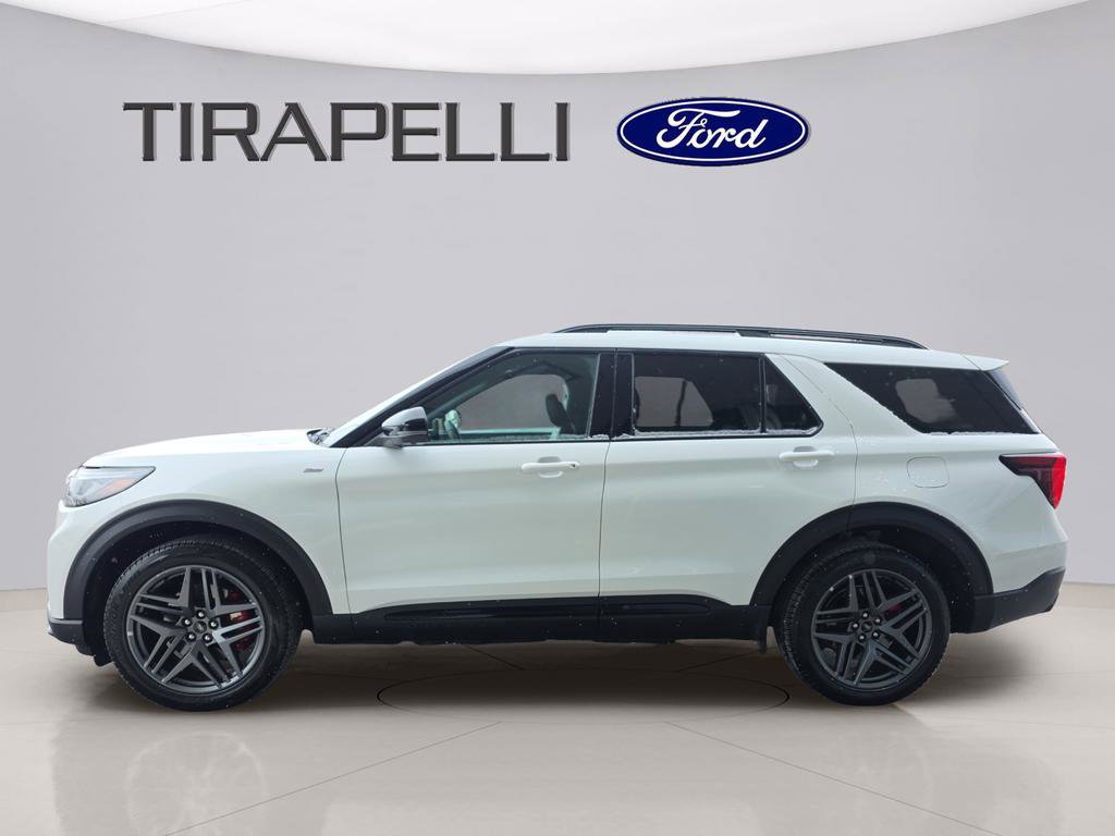 Certified 2025 Ford Explorer ST-Line w/ ST-Line Street Pack image 6