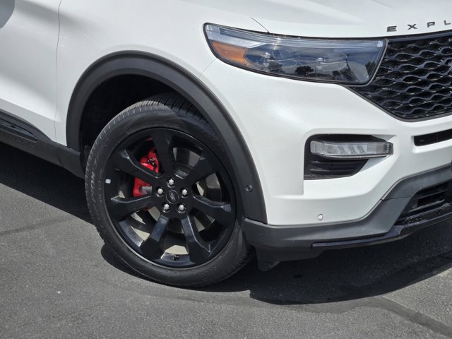 Certified 2023 Ford Explorer ST w/ Equipment Group 401A AWD/4WD image 9