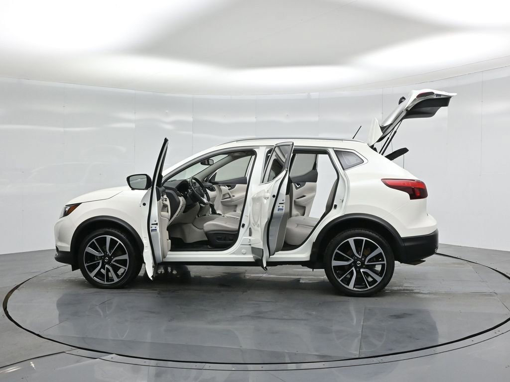 Used 2019 Nissan Rogue Sport SL w/ Premium Package image 56