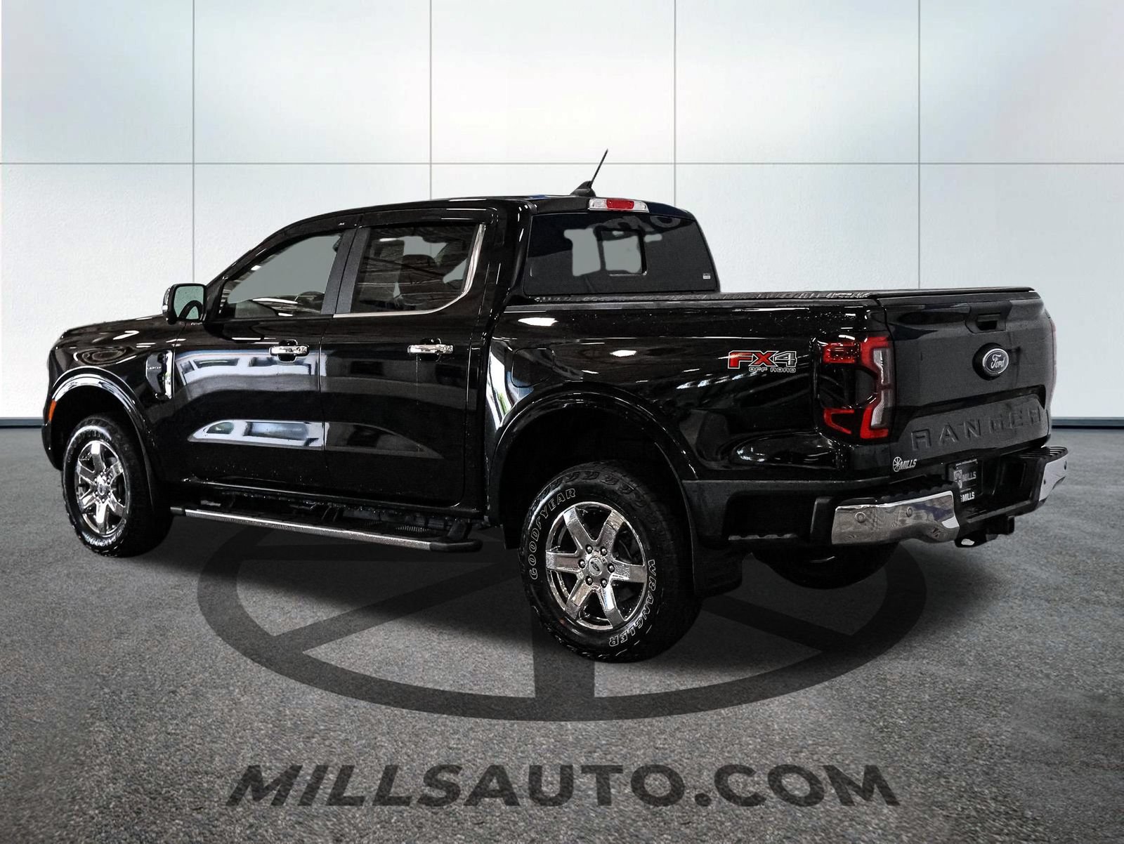Certified 2024 Ford Ranger Lariat w/ FX4 Off-Road Package AWD/4WD image 4