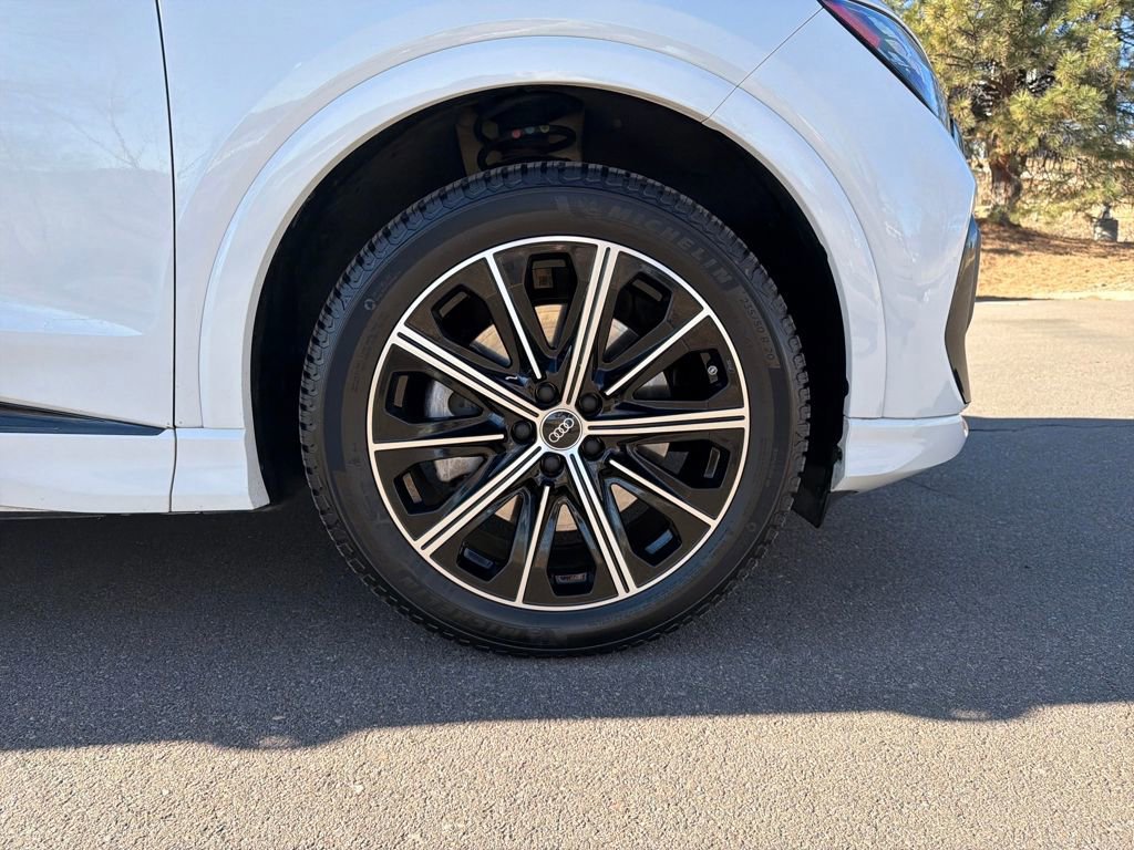 Used 2022 Audi Q4 e-tron Prestige image 34