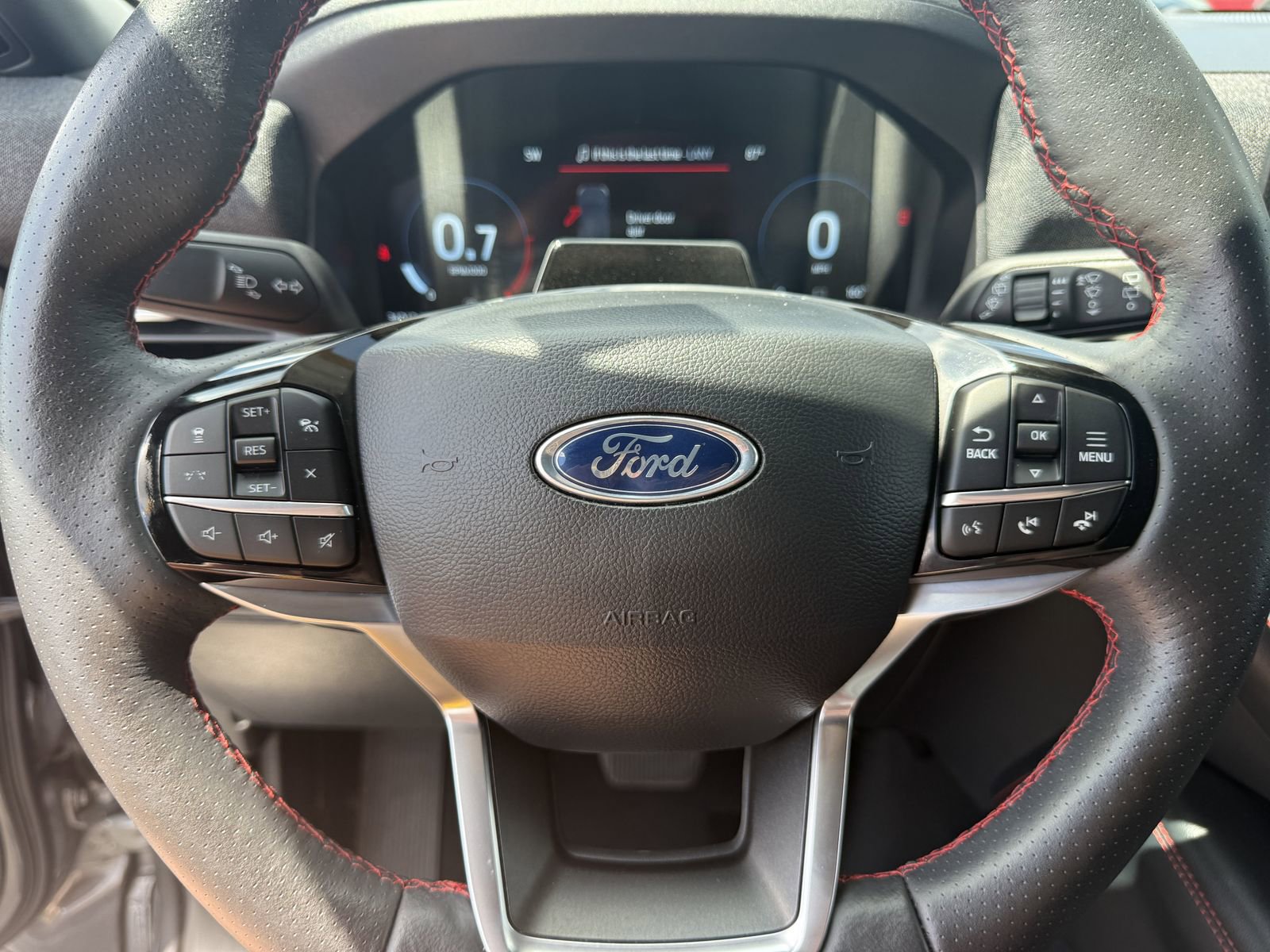 Certified 2025 Ford Explorer ST-Line AWD/4WD image 35