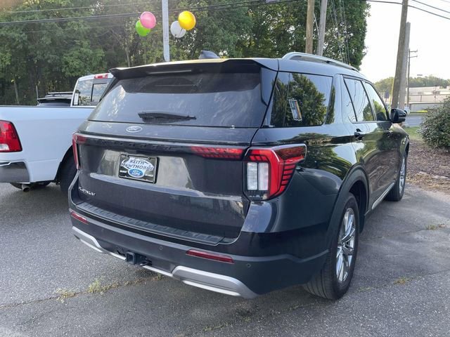 Certified 2025 Ford Explorer Platinum RWD image 4