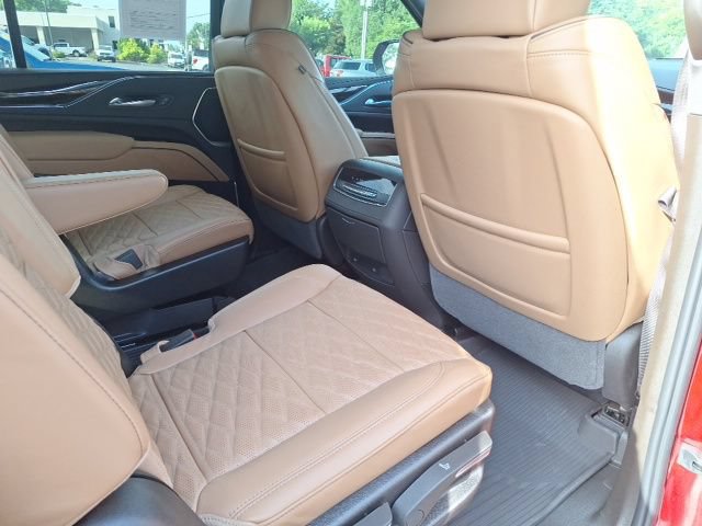 Used 2024 Cadillac Escalade Premium Luxury w/ LPO, Floor Liner Package AWD/4WD image 22