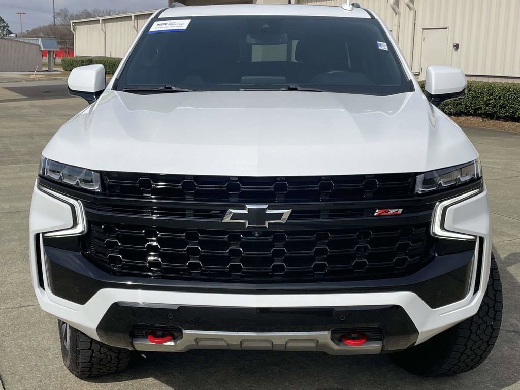 Used 2023 Chevrolet Suburban Z71 w/ Luxury Package image 8