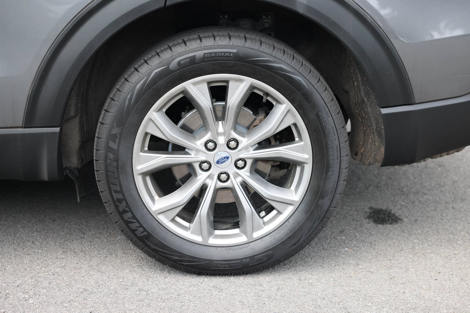 Certified 2023 Ford Explorer Limited w/ Limited Technology Package AWD/4WD image 25