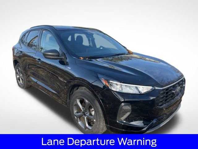 Certified 2023 Ford Escape ST-Line w/ Tech Pack #1 image 9