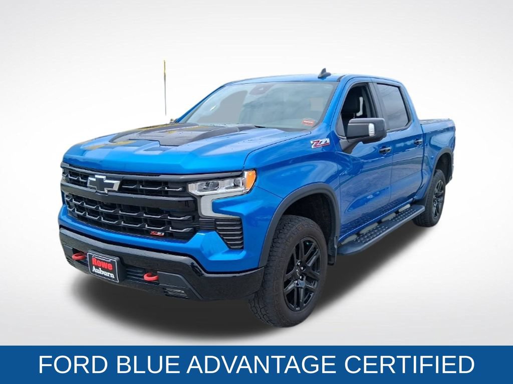 Used 2022 Chevrolet Silverado 1500 LT Trail Boss w/ LT Trail Boss Premium Package AWD/4WD image 3