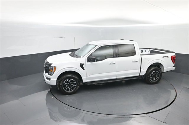 Certified 2022 Ford F150 XLT w/ Equipment Group 302A High image 18