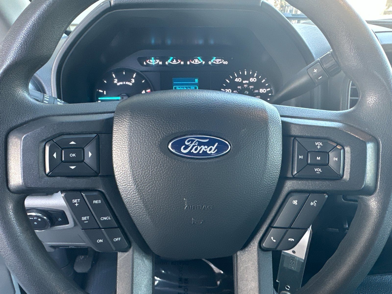 Certified 2022 Ford F350 XL w/ Power Equipment Group image 22