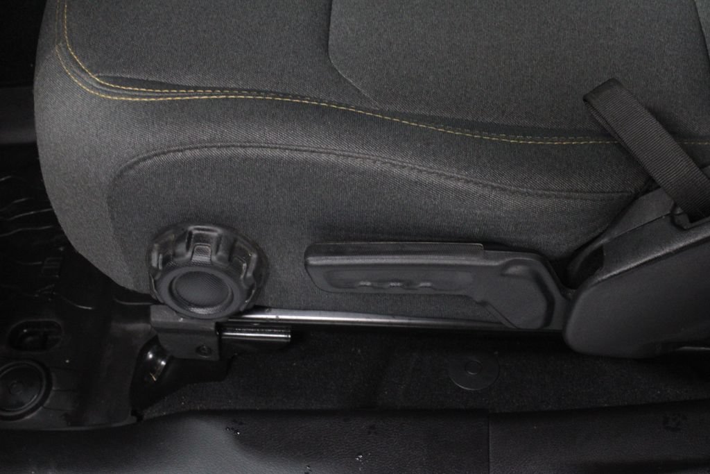 Used 2024 Jeep Wrangler Sport AWD/4WD image 21