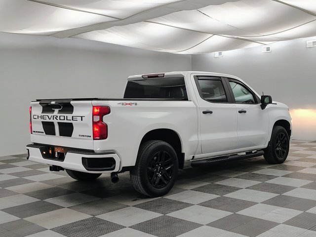 Used 2023 Chevrolet Silverado 1500 Custom w/ Rally Edition AWD/4WD image 10